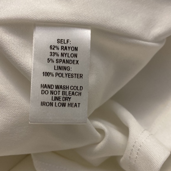 Super sexy LULU’S dress it up with a nice belt and high heels - Picture 9 of 10